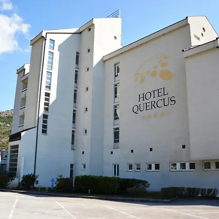 Quercus Hotell 4*