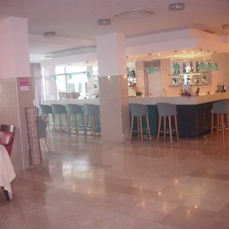 Quercus ドルヴェニク