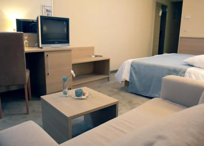 Hotel Quercus Drvenik (Split-Dalmatia)