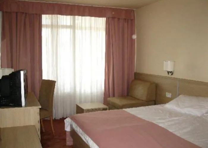 Hotel Quercus 4*