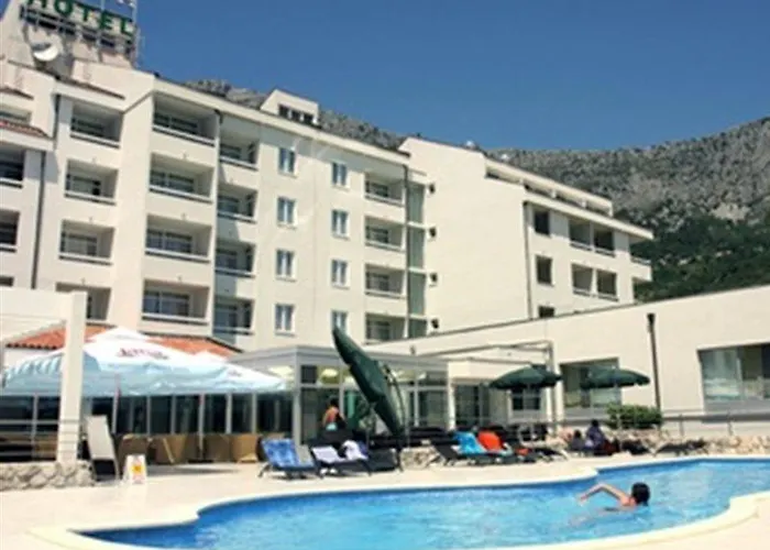 Hotel Quercus